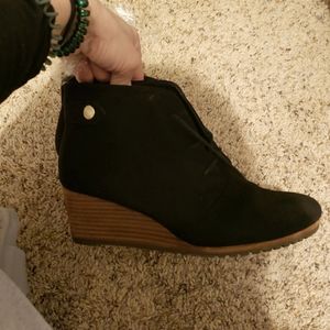 Size 6.5 ankle boots